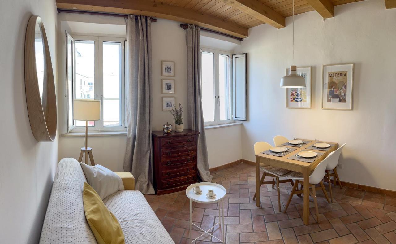 Appartements Dans Agreable Maison De Ville Centre Historique De Rimini Kültér fotó