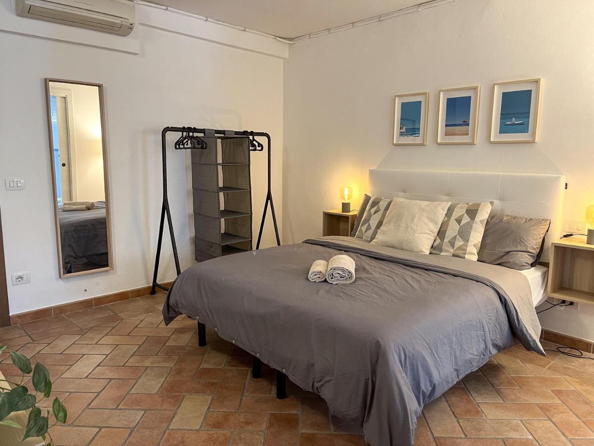 Appartements Dans Agreable Maison De Ville Centre Historique De Rimini Kültér fotó